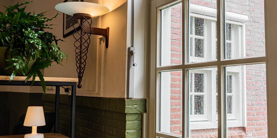 Teleflex, Teleflex Mechanische raambediening, Mechanische raambediening, Mechanische raamopener, natuurlijke ventilatie, Teleflex clearline, raambediening uitzetraam, raambediening binnenvalraam, bovenraamsluiting, bovenraamsluiting Teleflex, bovenraam bedienbaar maken, midi bedieningsdoos, teleflex morse